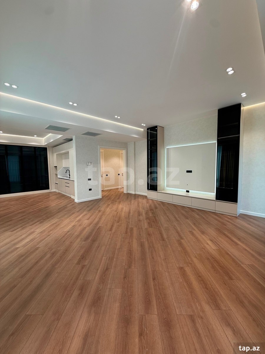 3-otaqlı yeni tikili, Elmlər Akademiyası m., 148 m²