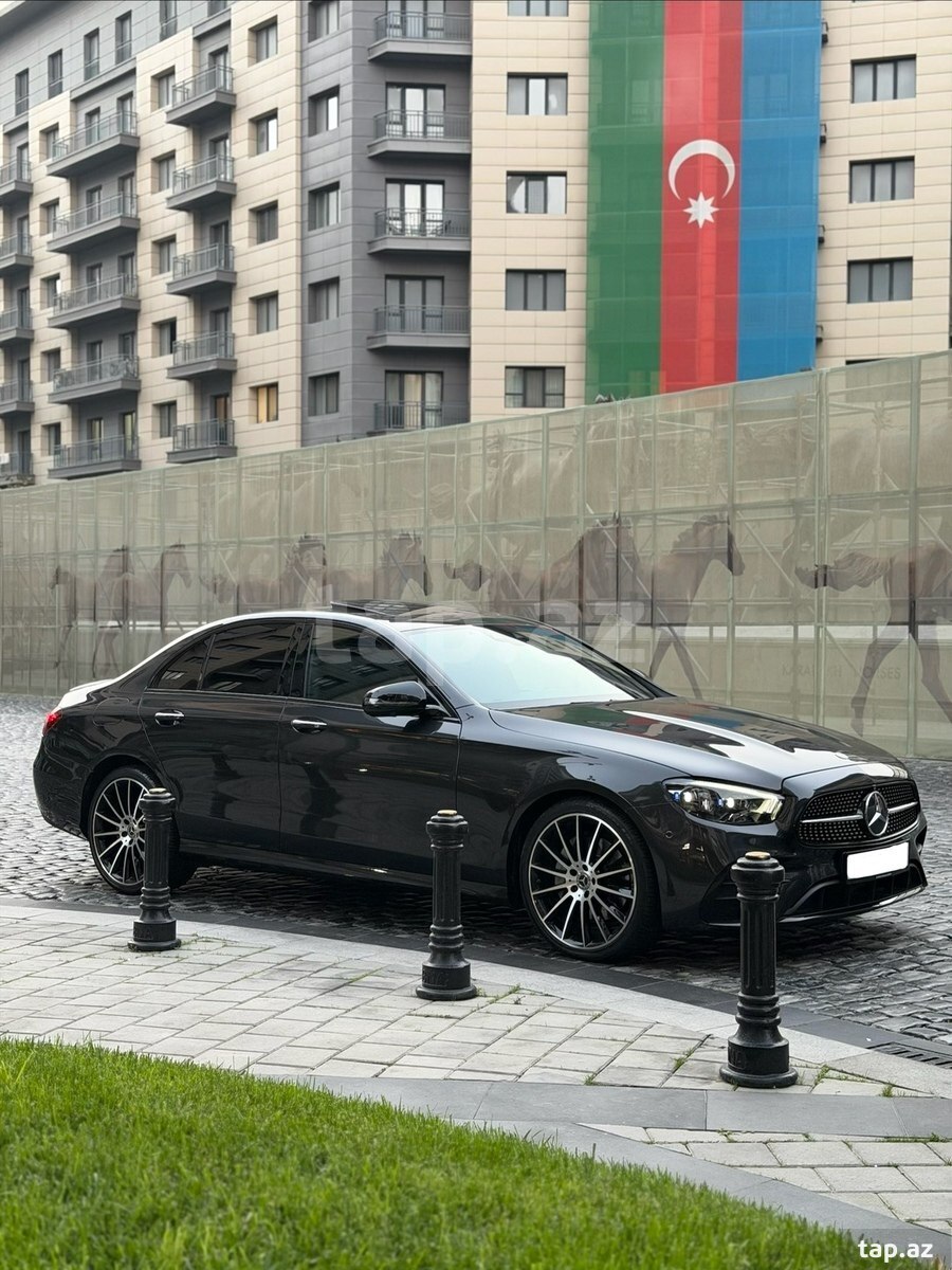 4-ci miniatür
