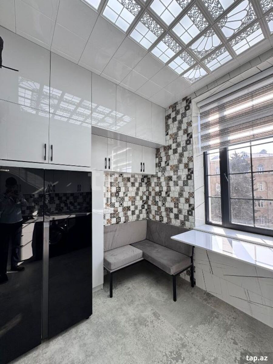 3-otaqlı mənzil, İnşaatçılar pr., 85 m²