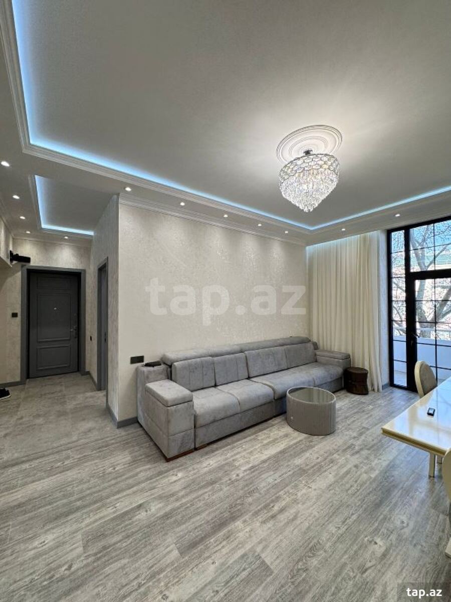 3-otaqlı mənzil, İnşaatçılar pr., 85 m²