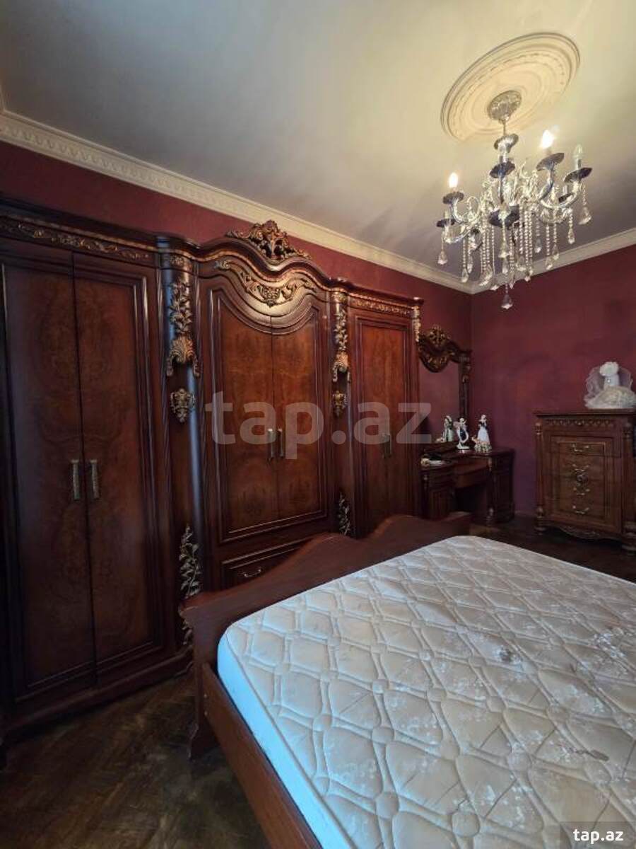 3-otaqlı yeni tikili, İnşaatçılar pr., 90 m²