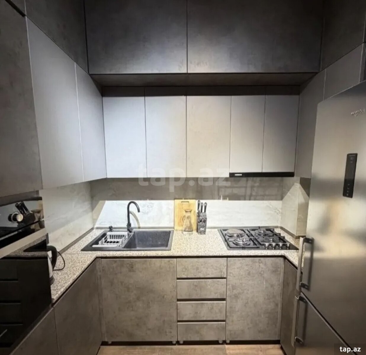 2-otaqlı yeni tikili kirayə verilir, İnşaatçılar m., 72 m²