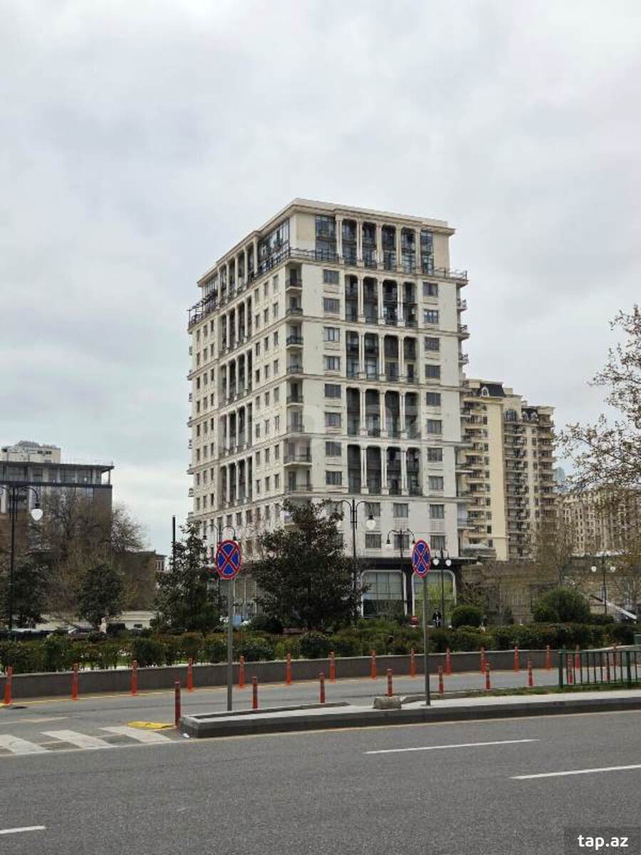 3-otaqlı yeni tikili, Şəmsi Bədəlbəyli küç., 189 m²