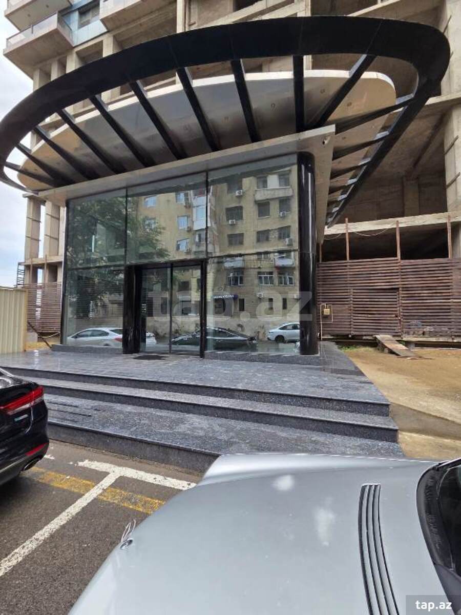 3-otaqlı yeni tikili, İsmayıl bəy Qutqaşınlı küç., 207 m²