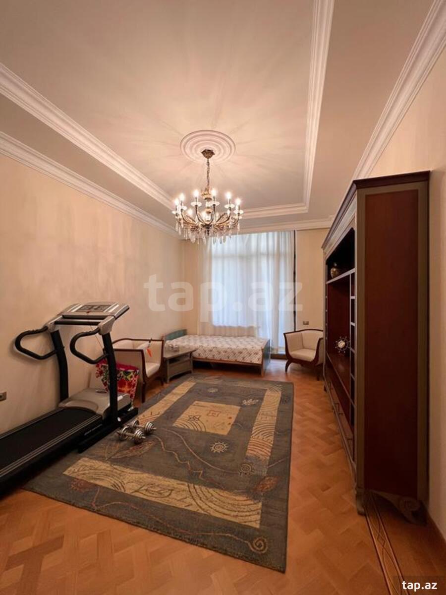 7-otaqlı yeni tikili, Bünyad Sərdarov küç., 545 m²