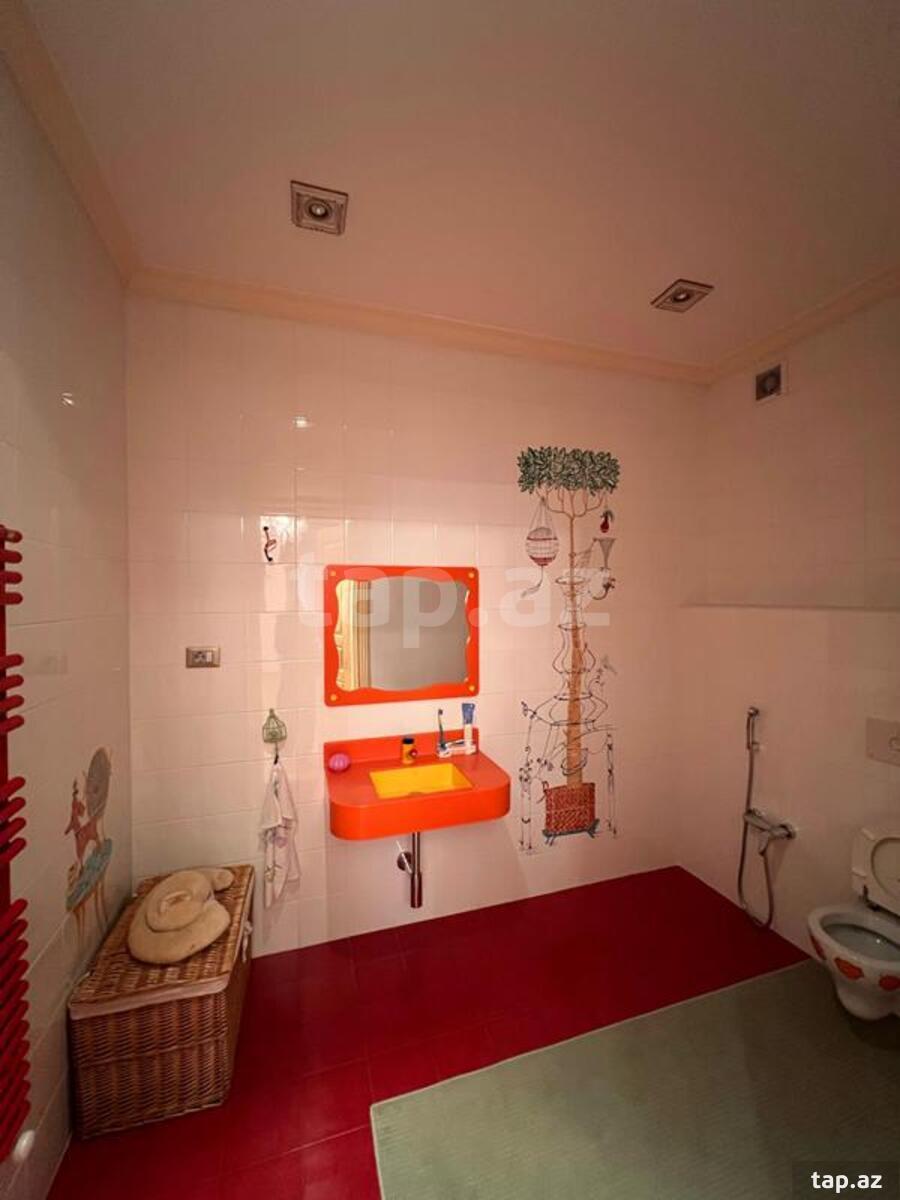 7-otaqlı yeni tikili, Bünyad Sərdarov küç., 545 m²