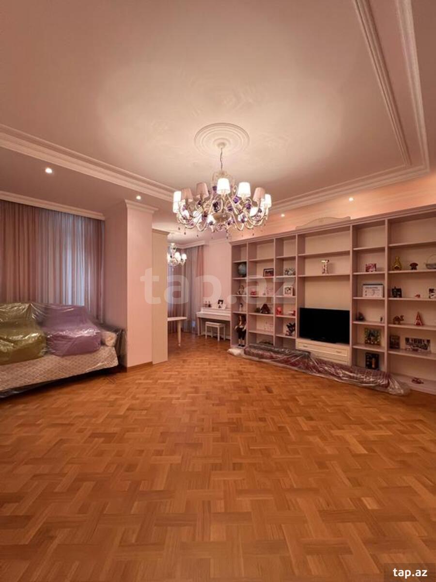 7-otaqlı yeni tikili, Bünyad Sərdarov küç., 545 m²
