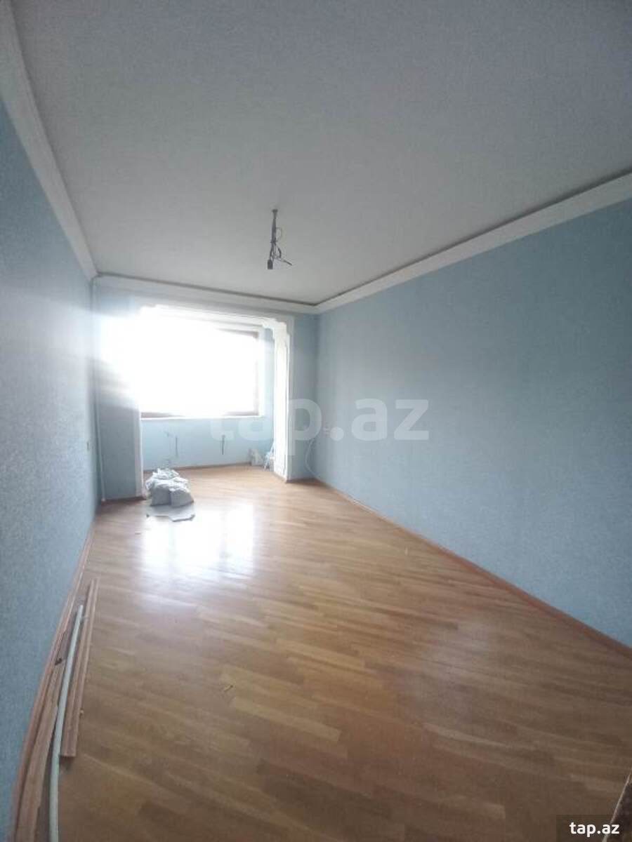 3-otaqlı mənzil, İzzət Nəbiyev küç., 80 m²