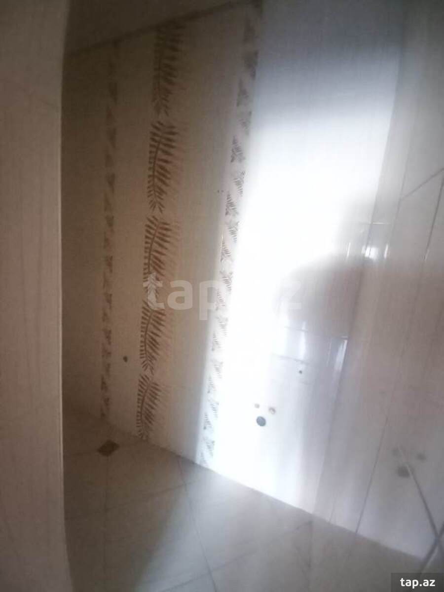 3-otaqlı mənzil, İzzət Nəbiyev küç., 80 m²