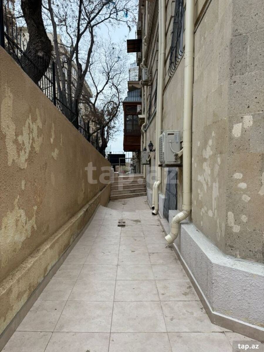 Obyekt, Bünyad Sərdarov küç.