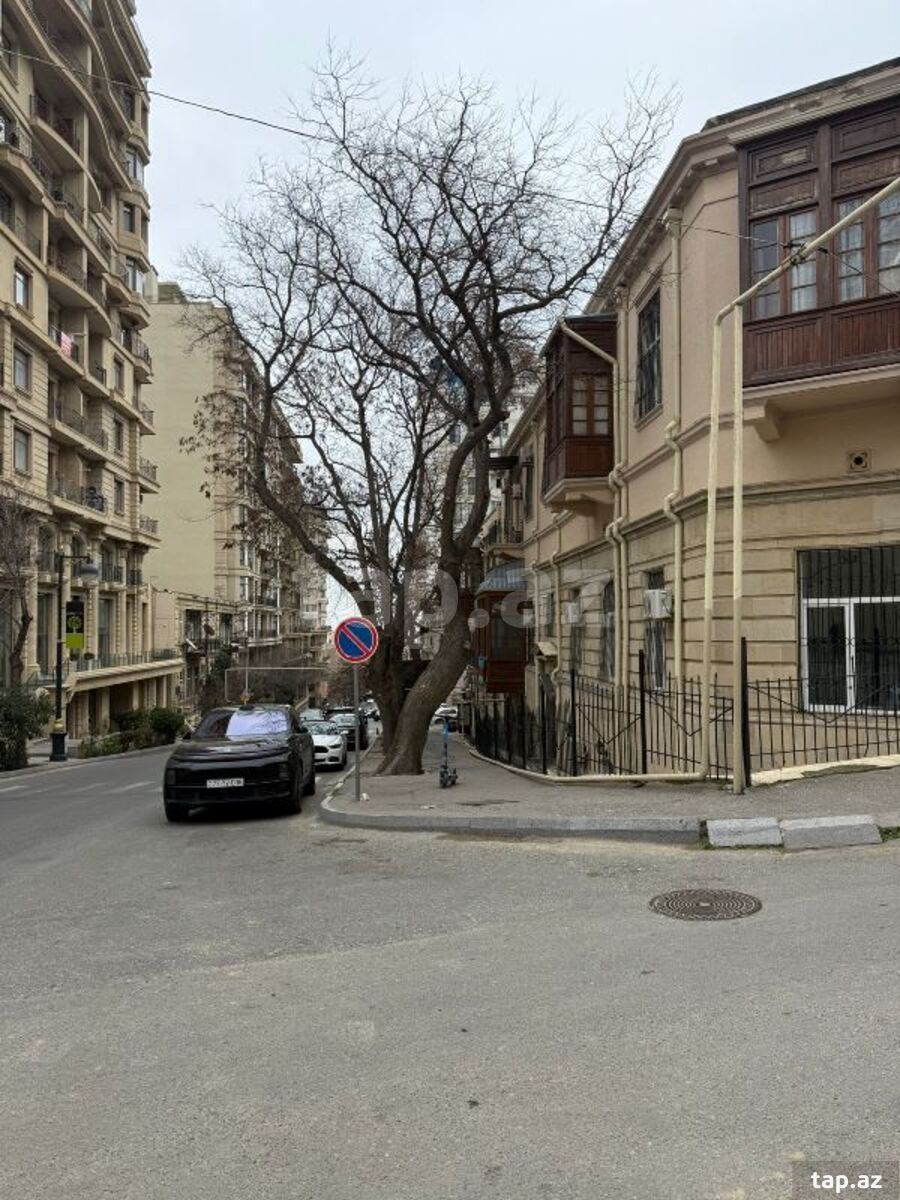 Obyekt, Bünyad Sərdarov küç.