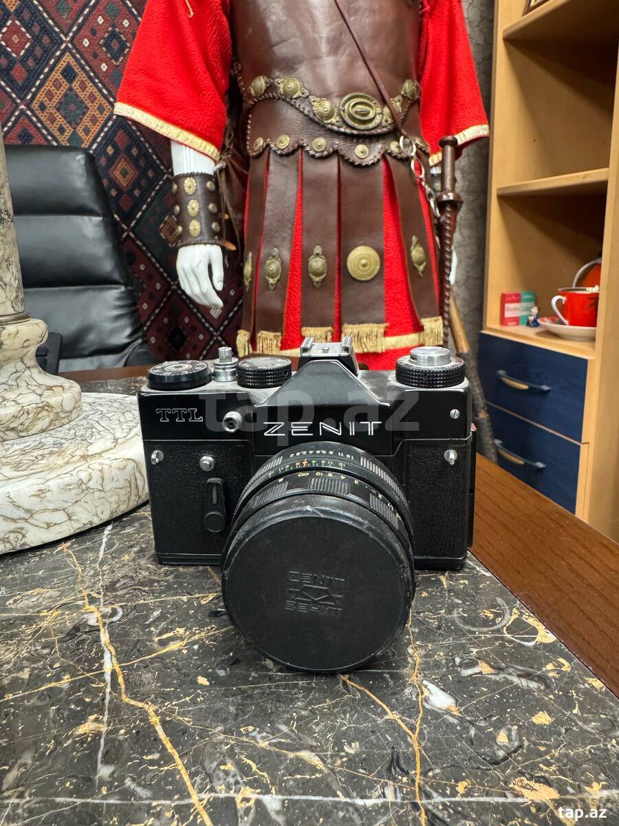 Antik fotoaparat Zenit