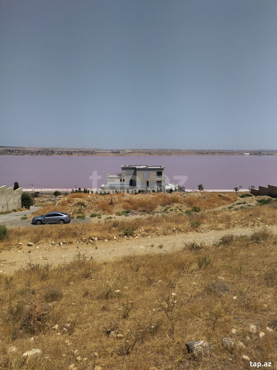 Torpaq satılır, Bakı