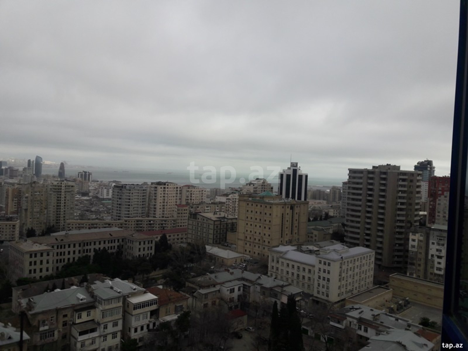 6-otaqlı yeni tikili, H.Cavid pr., 328 m²