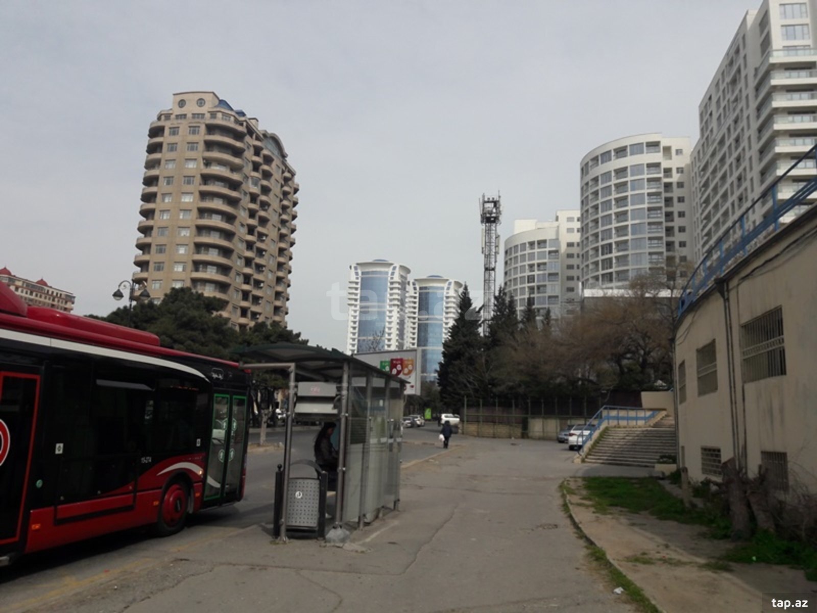 5-otaqlı yeni tikili kirayə verilir, Nəsimi r., 225 m²