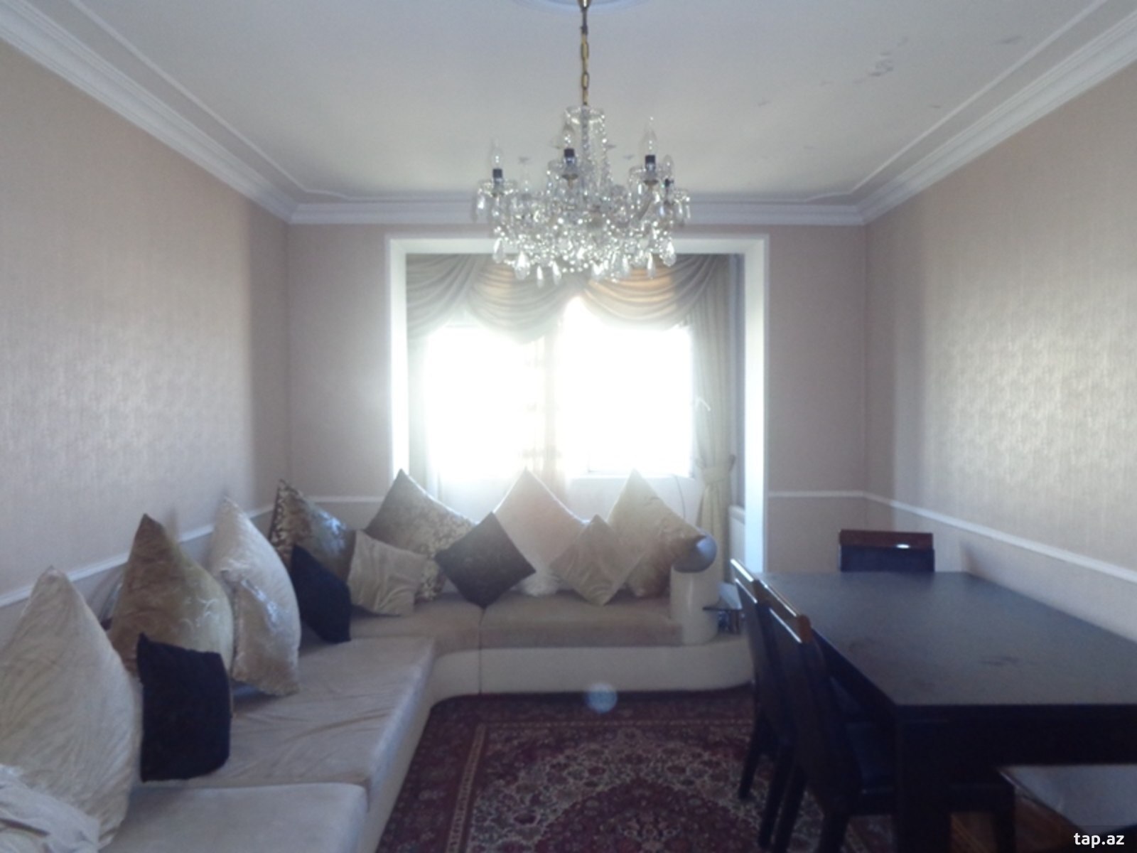 3-otaqlı mənzil, H.Cavid pr., 90 m²