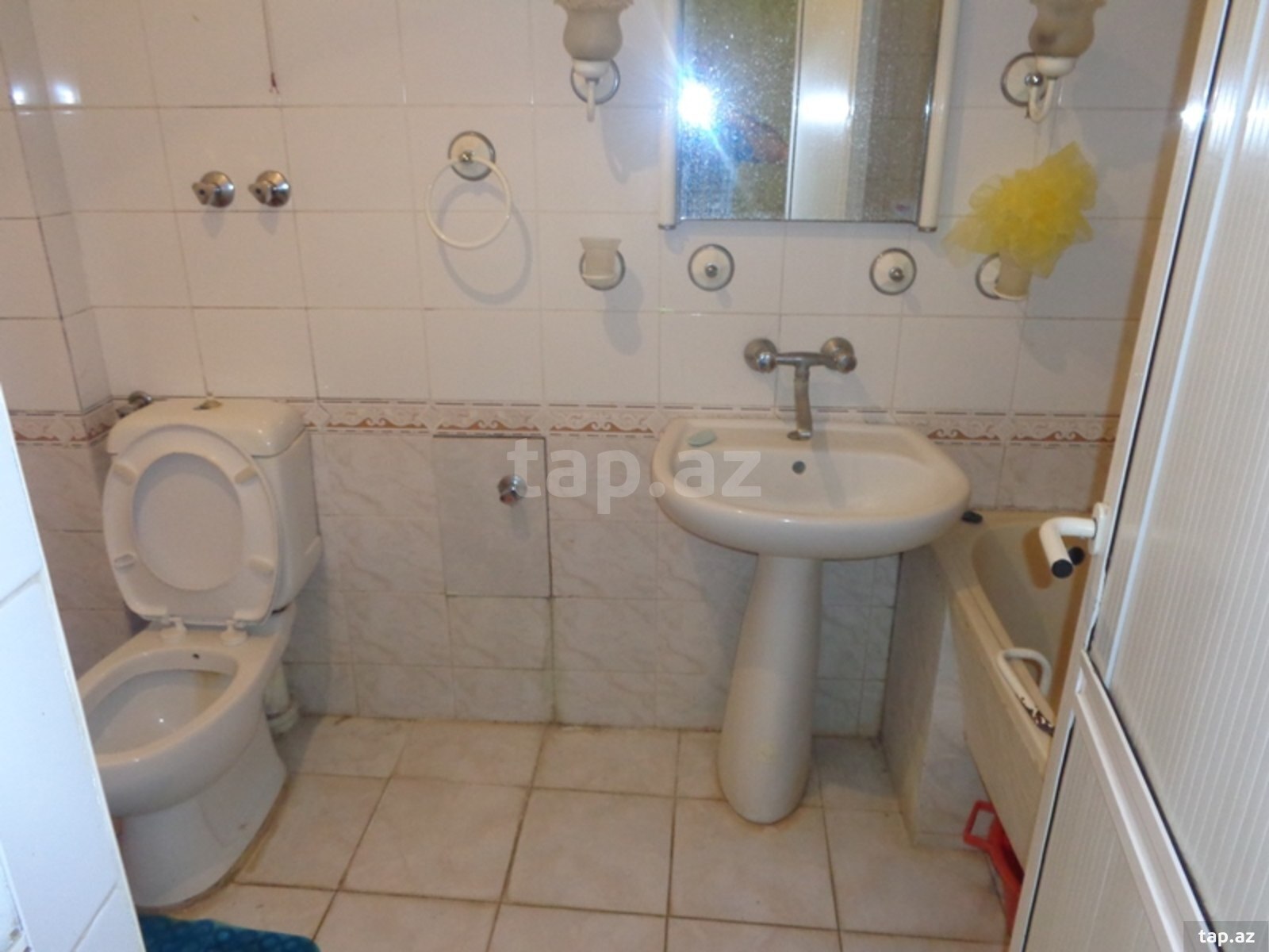 3-otaqlı mənzil, H.Cavid pr., 90 m²