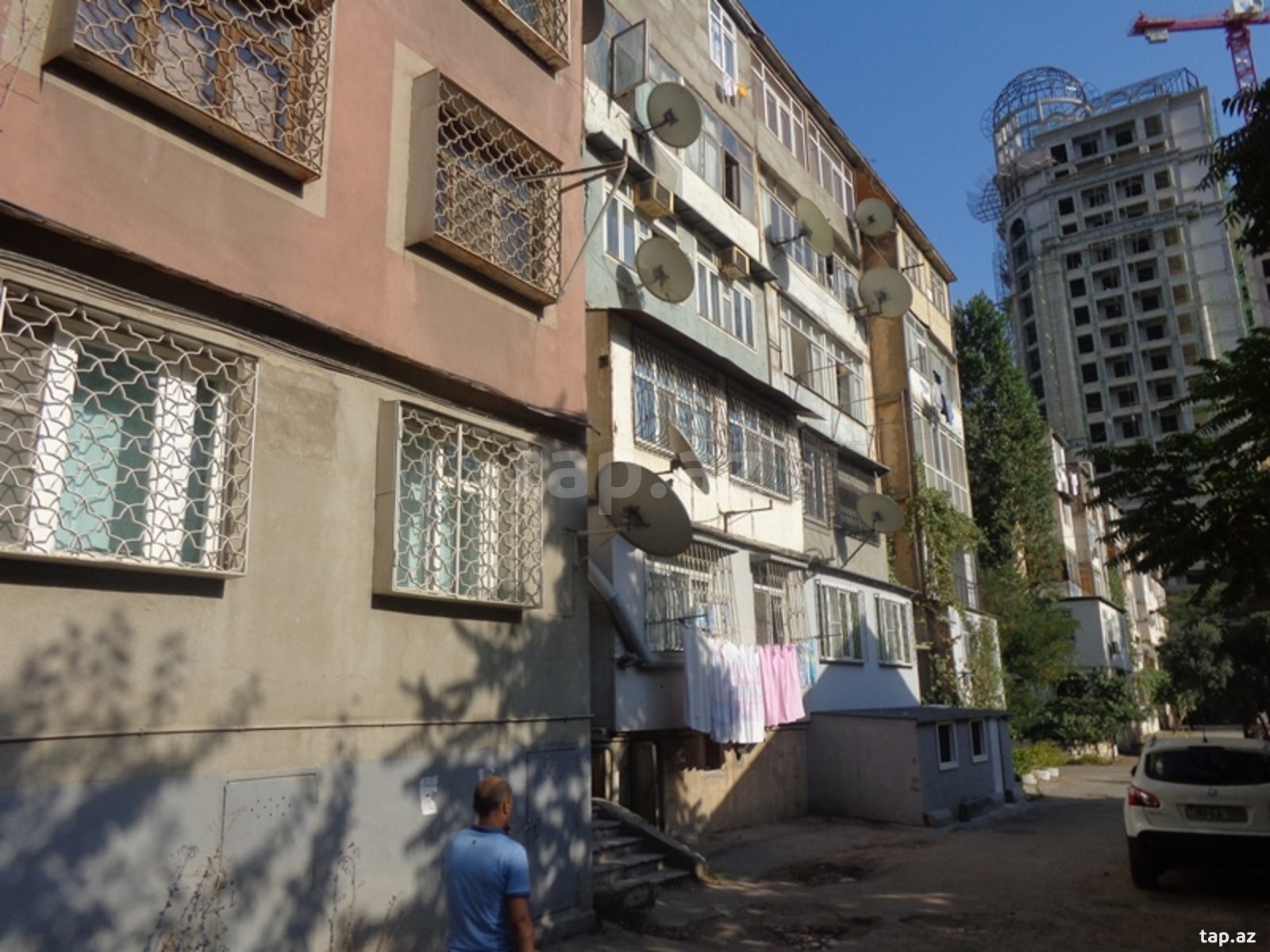 3-otaqlı mənzil, H.Cavid pr., 90 m²