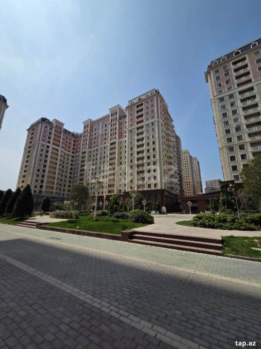 4-otaqlı yeni tikili, Əhməd Cəmil küç., 165 m²