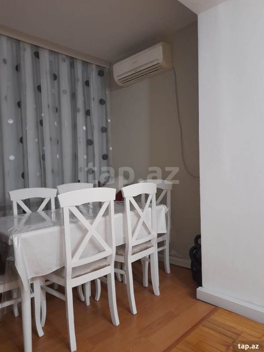 2-otaqlı mənzil, Parlament pr., 48 m²