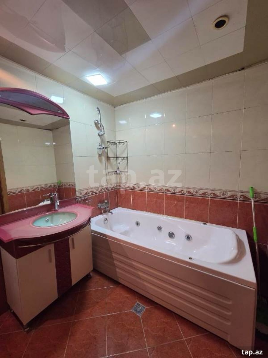3-otaqlı yeni tikili, 20 Yanvar küç., 133 m²