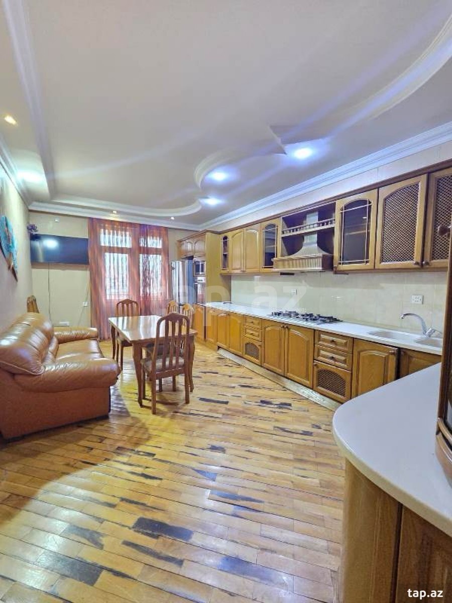 3-otaqlı yeni tikili, 20 Yanvar küç., 133 m²