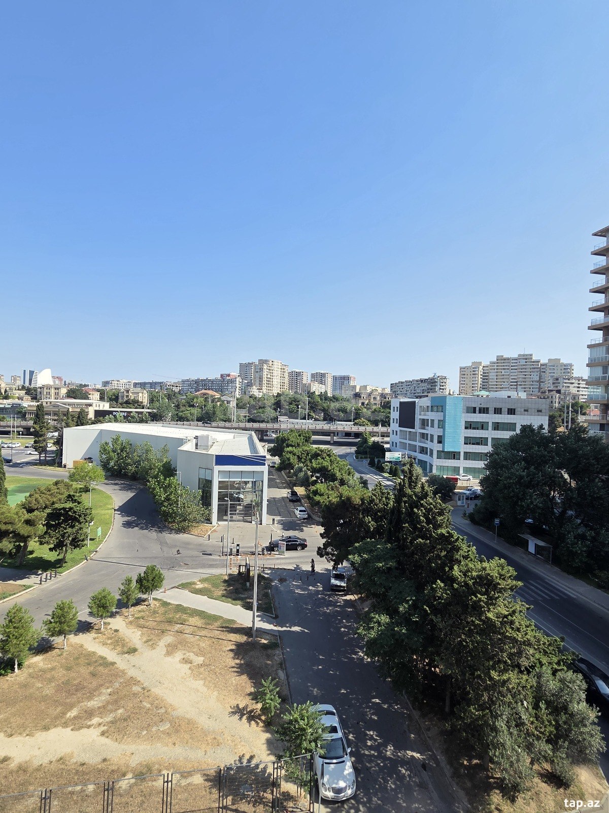 4-otaqlı yeni tikili, Nəcəfqulu Rəfiyev küç., 156 m²