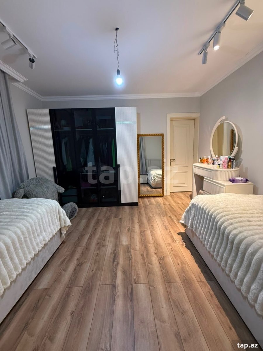 Həyət evi, Günəşli qəs.