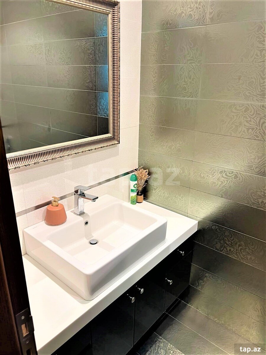 5-otaqlı yeni tikili kirayə verilir, Nizami küç., 220 m²