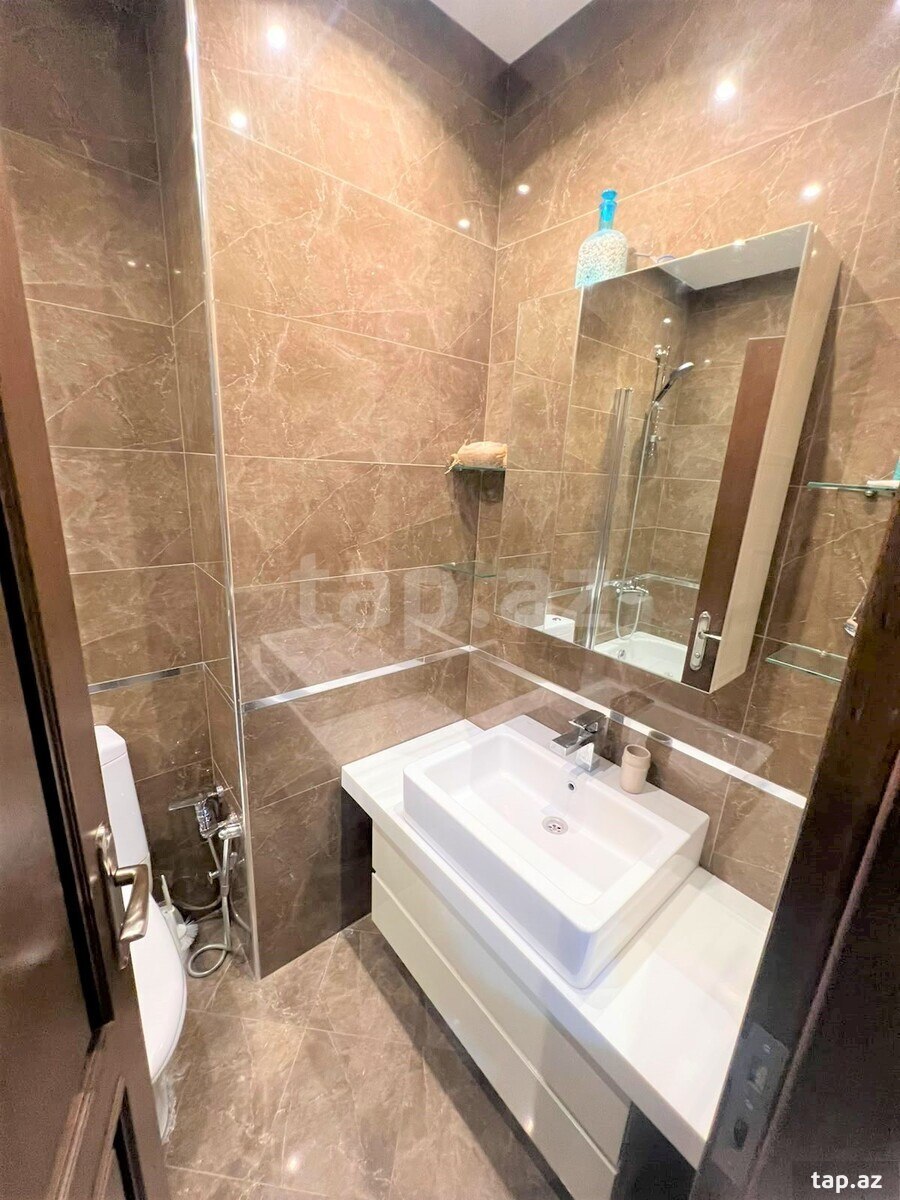 5-otaqlı yeni tikili kirayə verilir, Nizami küç., 220 m²