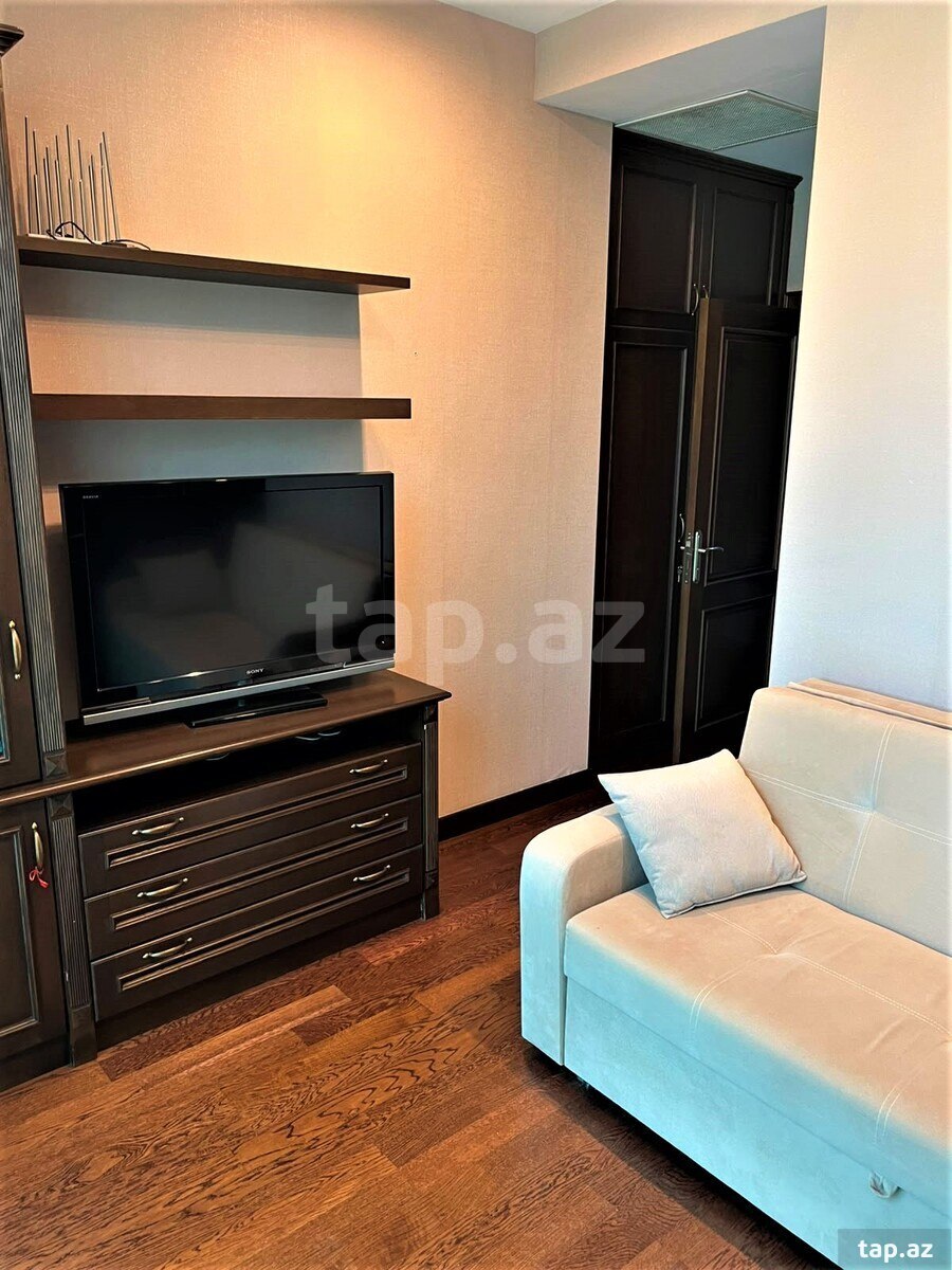 5-otaqlı yeni tikili kirayə verilir, Nizami küç., 220 m²