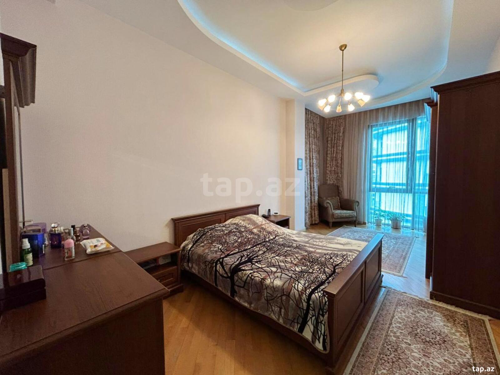 3-otaqlı yeni tikili, Z.Əliyeva pr., 138 m²