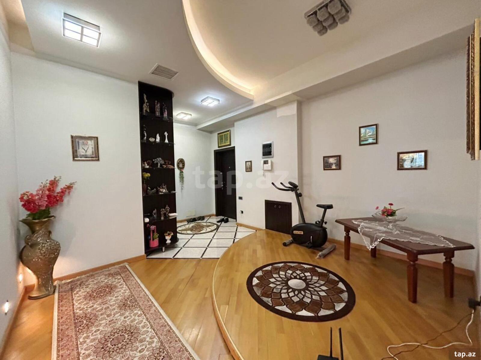 3-otaqlı yeni tikili, Z.Əliyeva pr., 138 m²