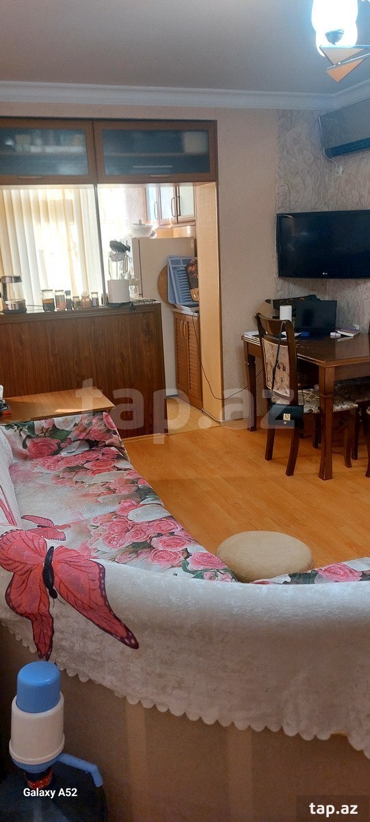 2-otaqlı mənzil, Neftçilər m., 31 m²