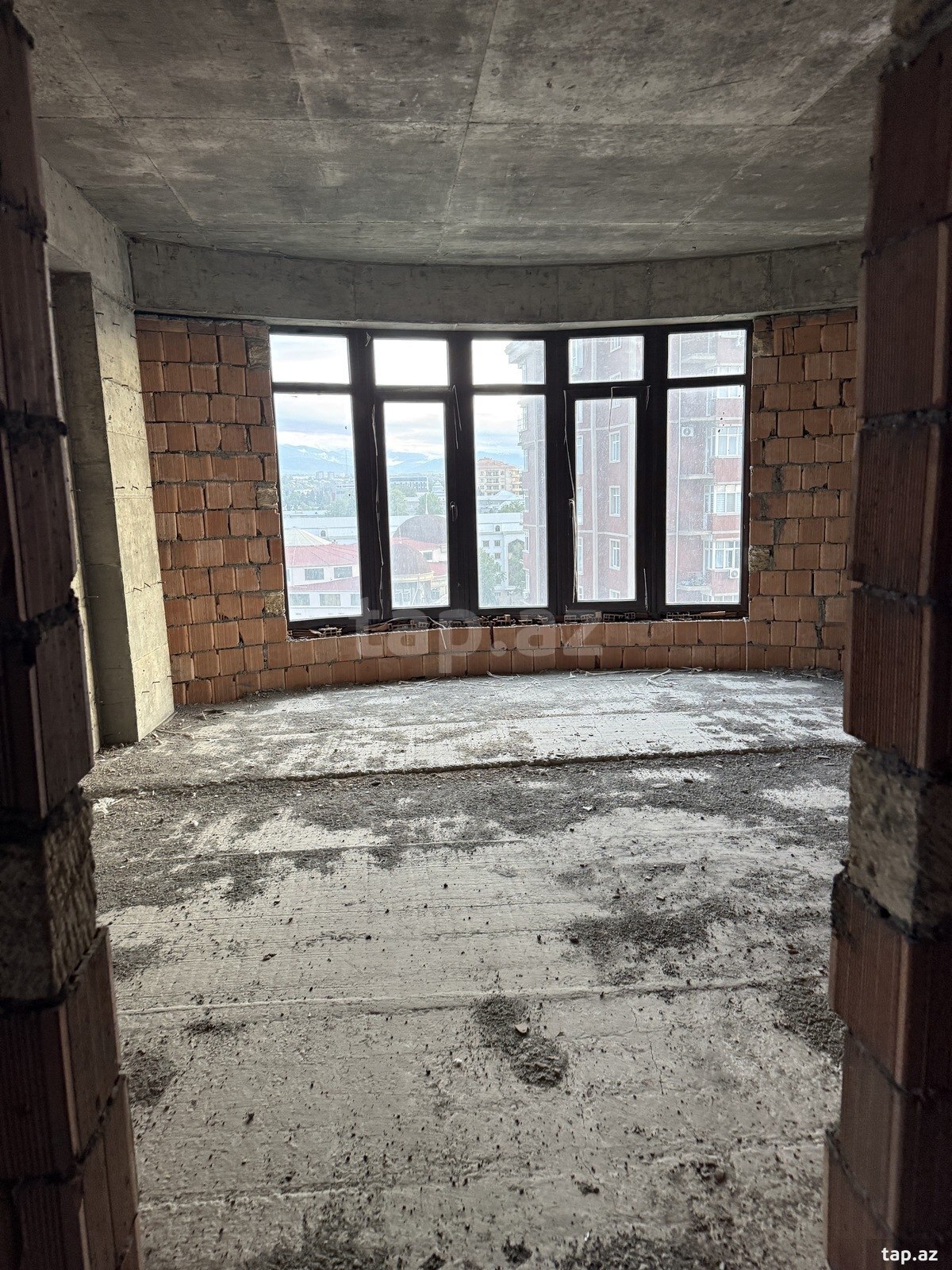 3-otaqlı yeni tikili, Gəncə ş., 127 m²