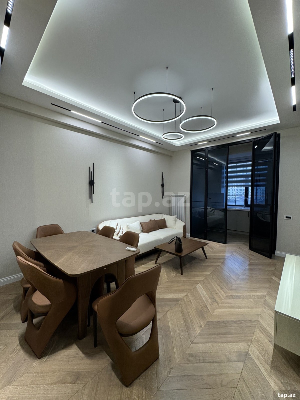 2-otaqlı yeni tikili, Elmlər Akademiyası m., 68 m²