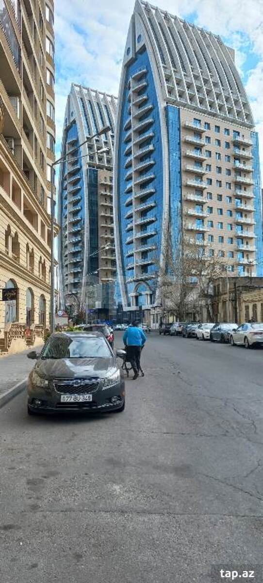 3-otaqlı mənzil, Yasamal r., 148 m²