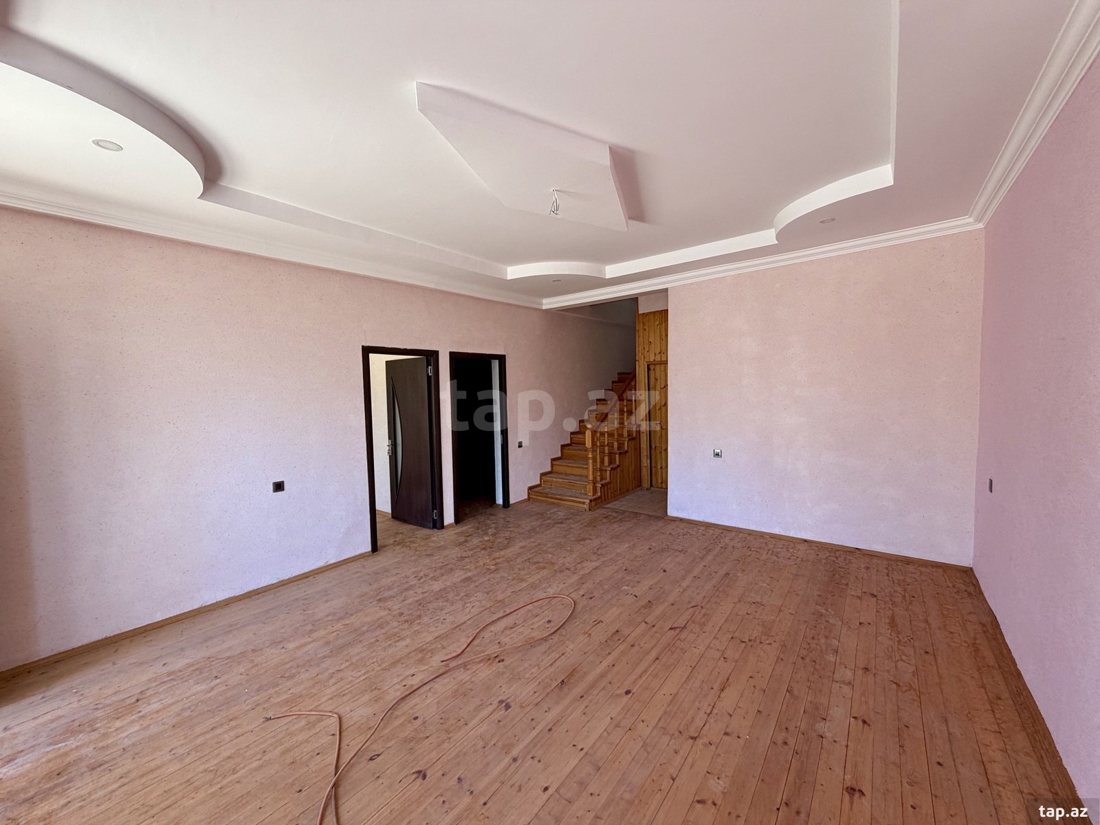 Həyət evi, Corat bağları
