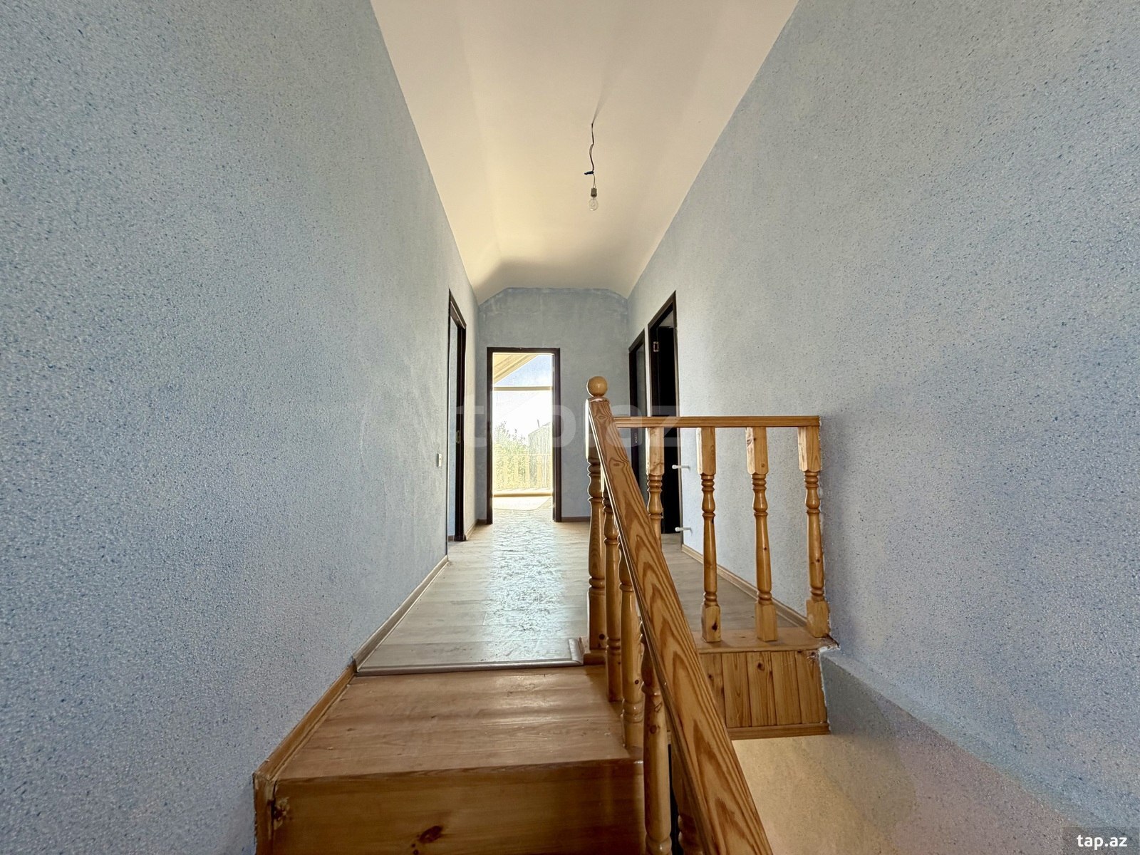 Həyət evi, Corat bağları
