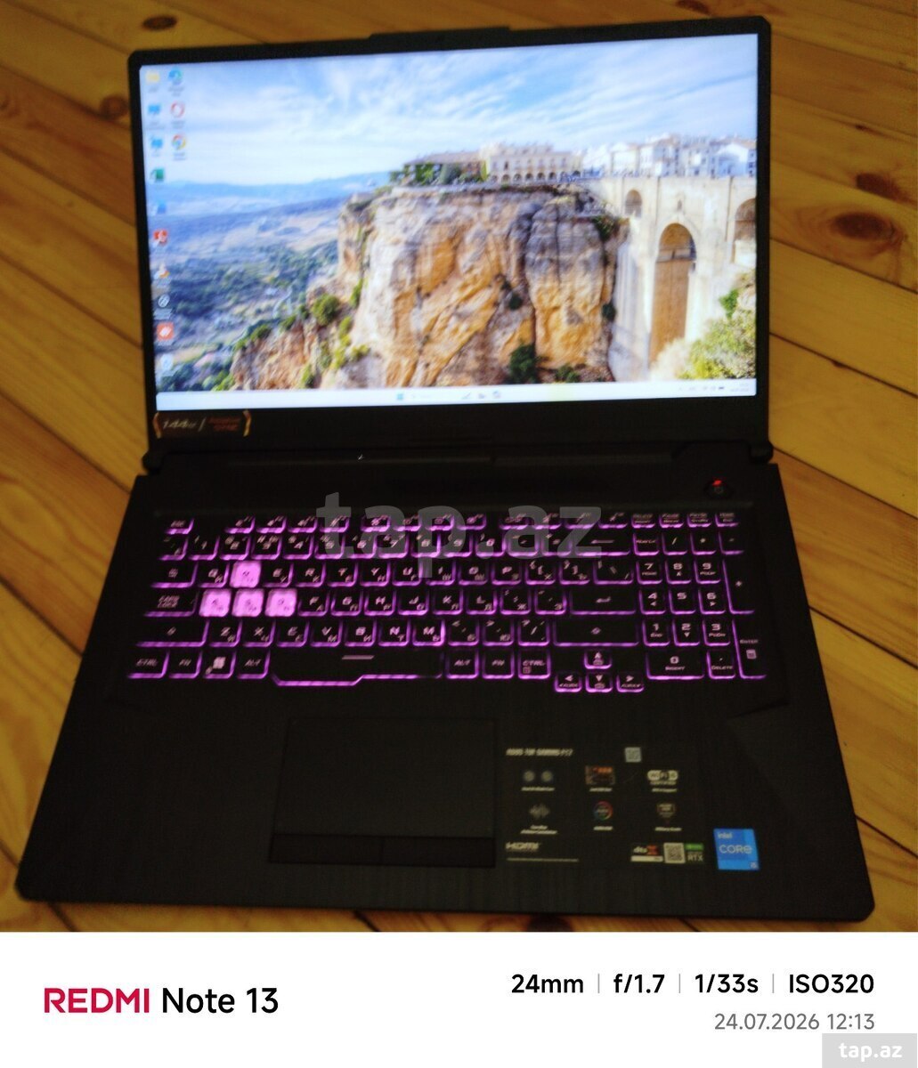 Noutbuk Asus