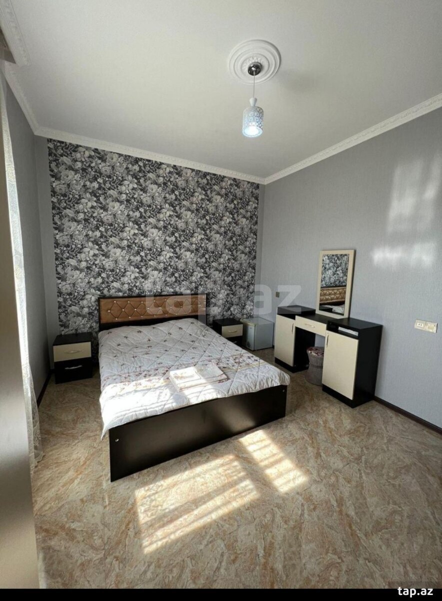Villa, Qəbələ ş.
