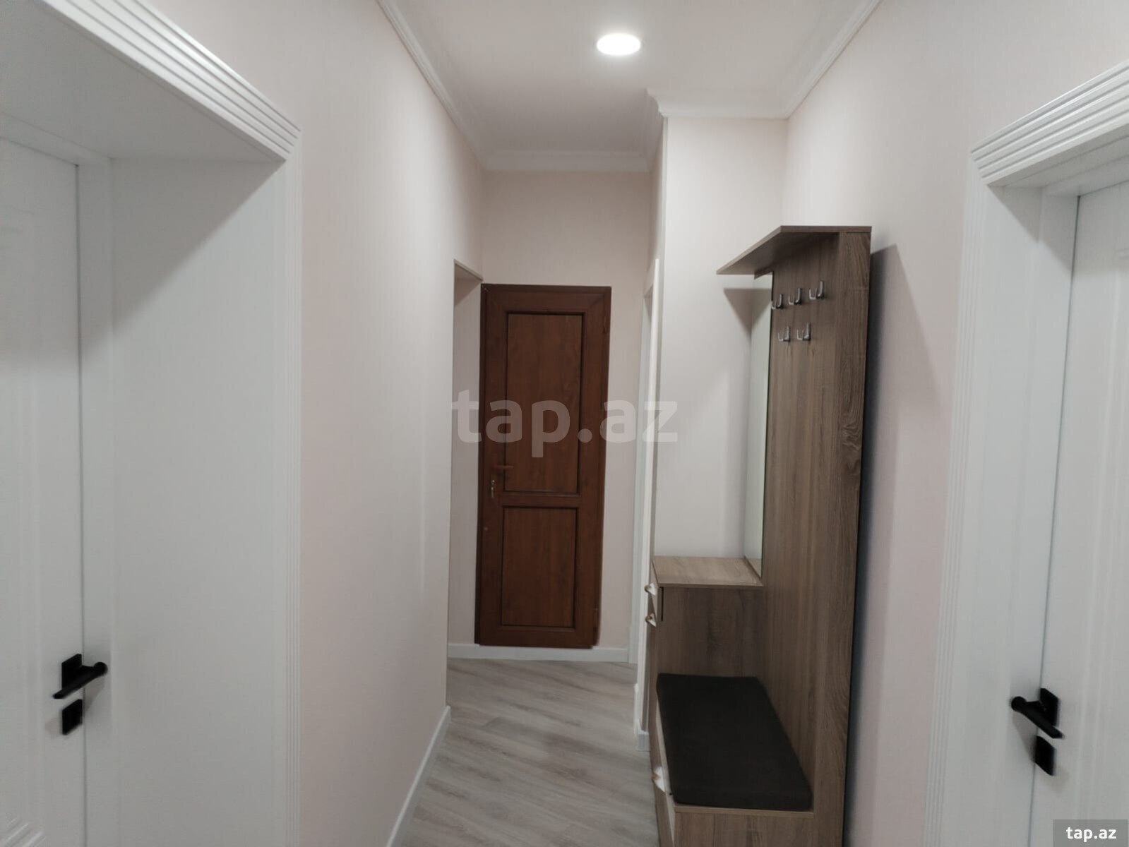 3 otaqlı mənzil satılır, Şəki