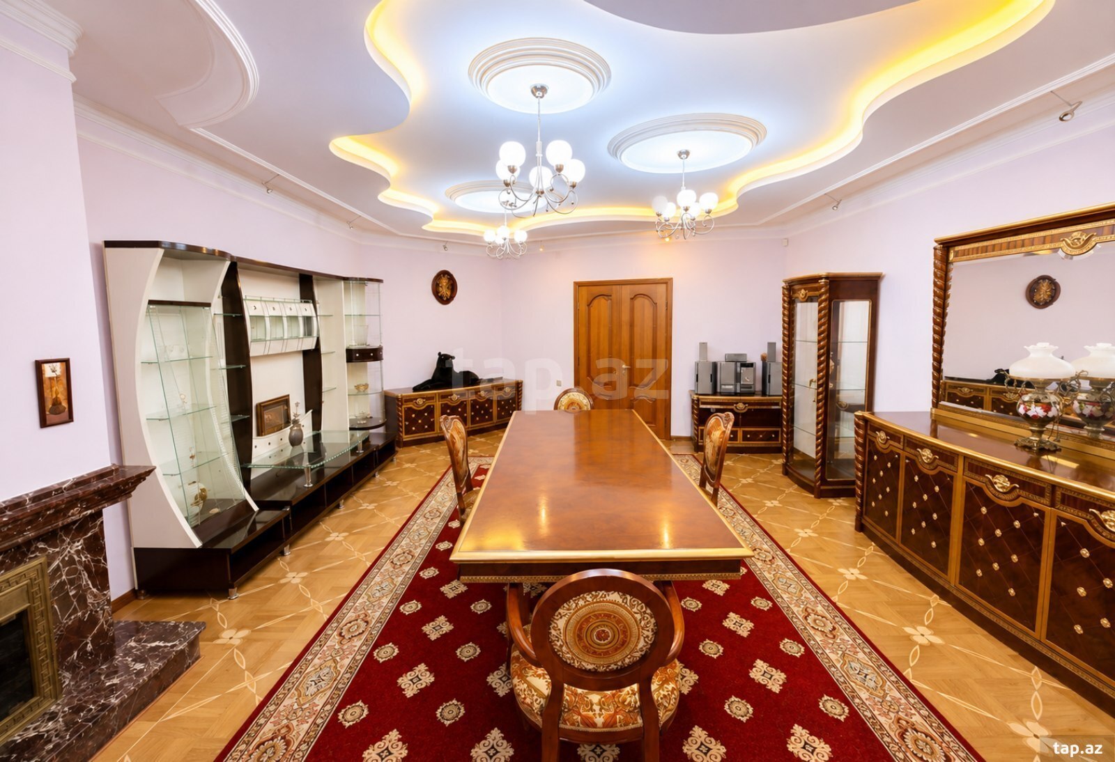 6-otaqlı yeni tikili, Nizami m., 555 m²