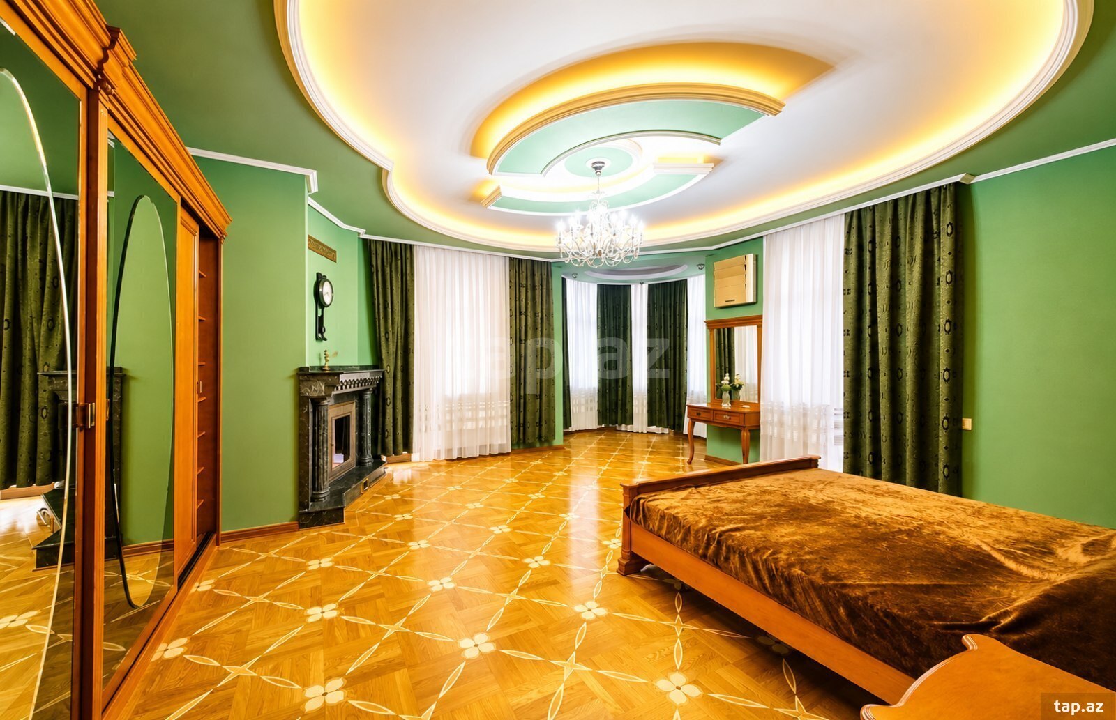 6-otaqlı yeni tikili, Nizami m., 555 m²