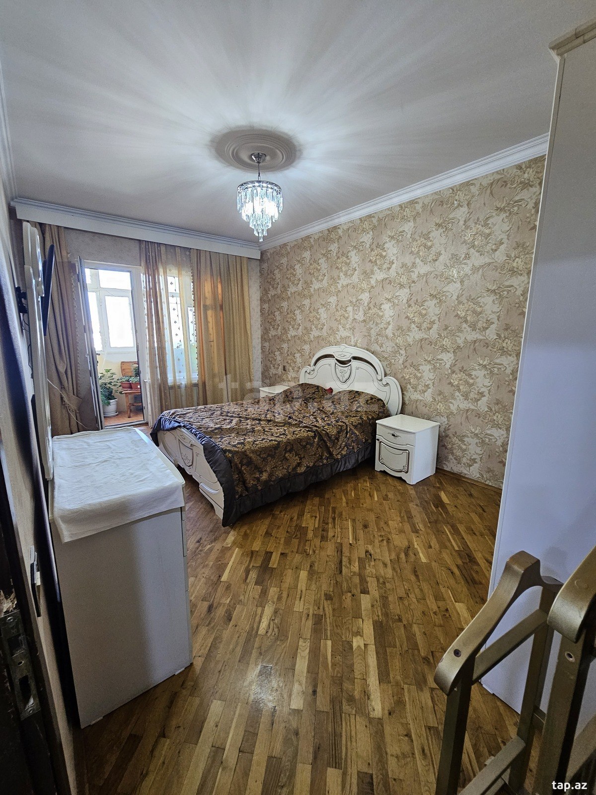 4-otaqlı mənzil, İ.Dadaşov küç., 120 m²