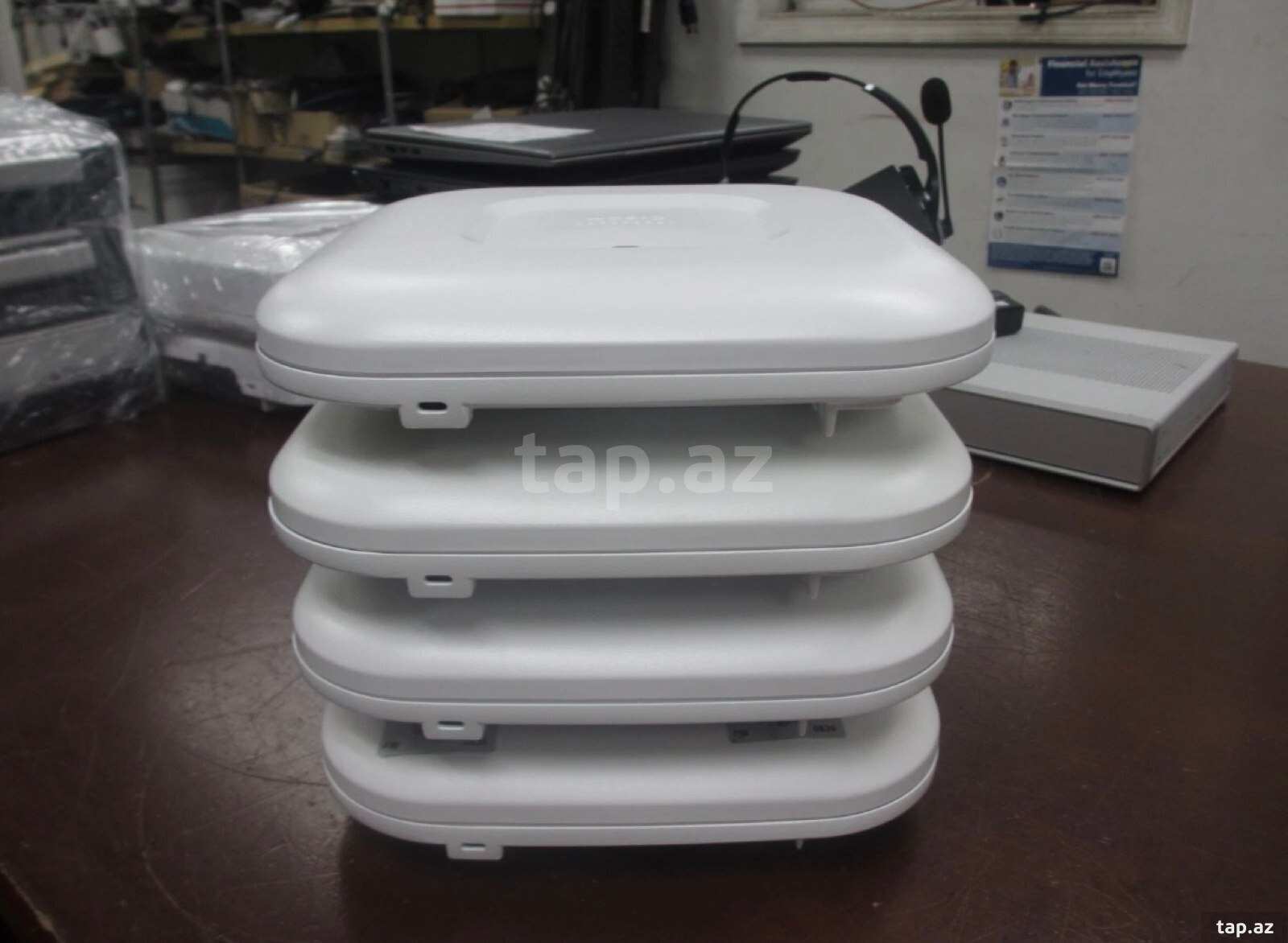 Cisco AIR-CAP2702E-E-K9 Access Point