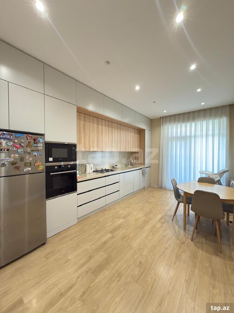 4-otaqlı yeni tikili, Əbdürrəhman bəy Haqverdiyev küç., 185 m²