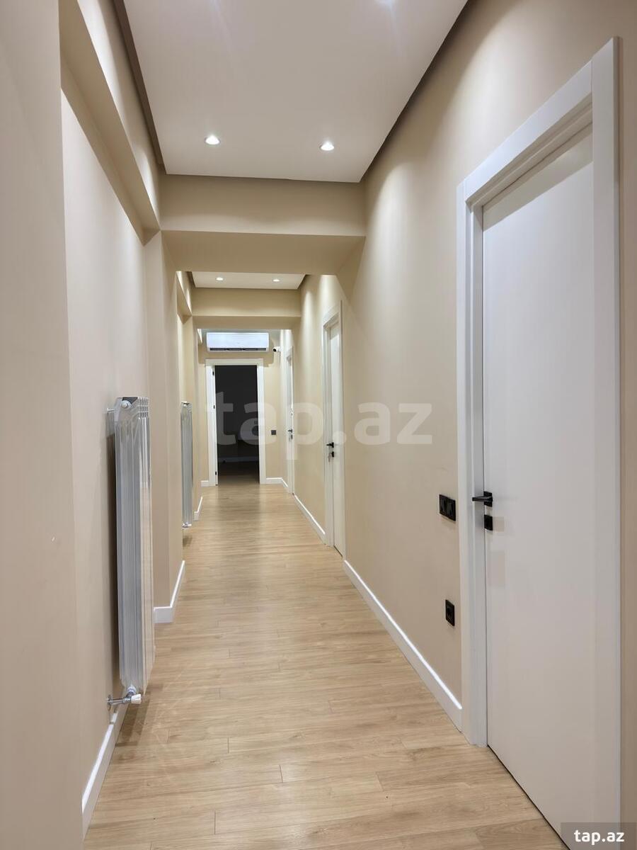 4-otaqlı yeni tikili, Əbdürrəhman bəy Haqverdiyev küç., 185 m²
