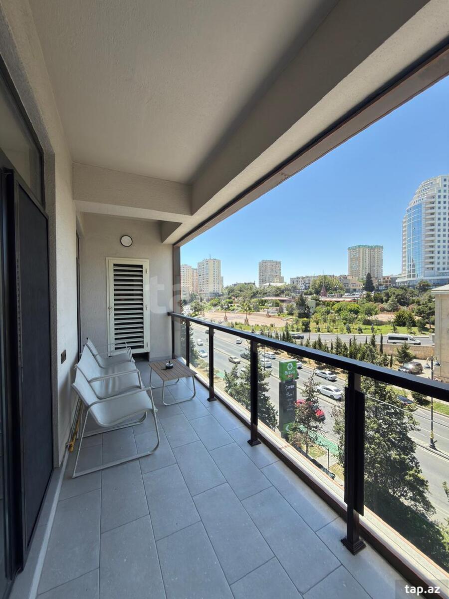 4-otaqlı yeni tikili, Əbdürrəhman bəy Haqverdiyev küç., 185 m²