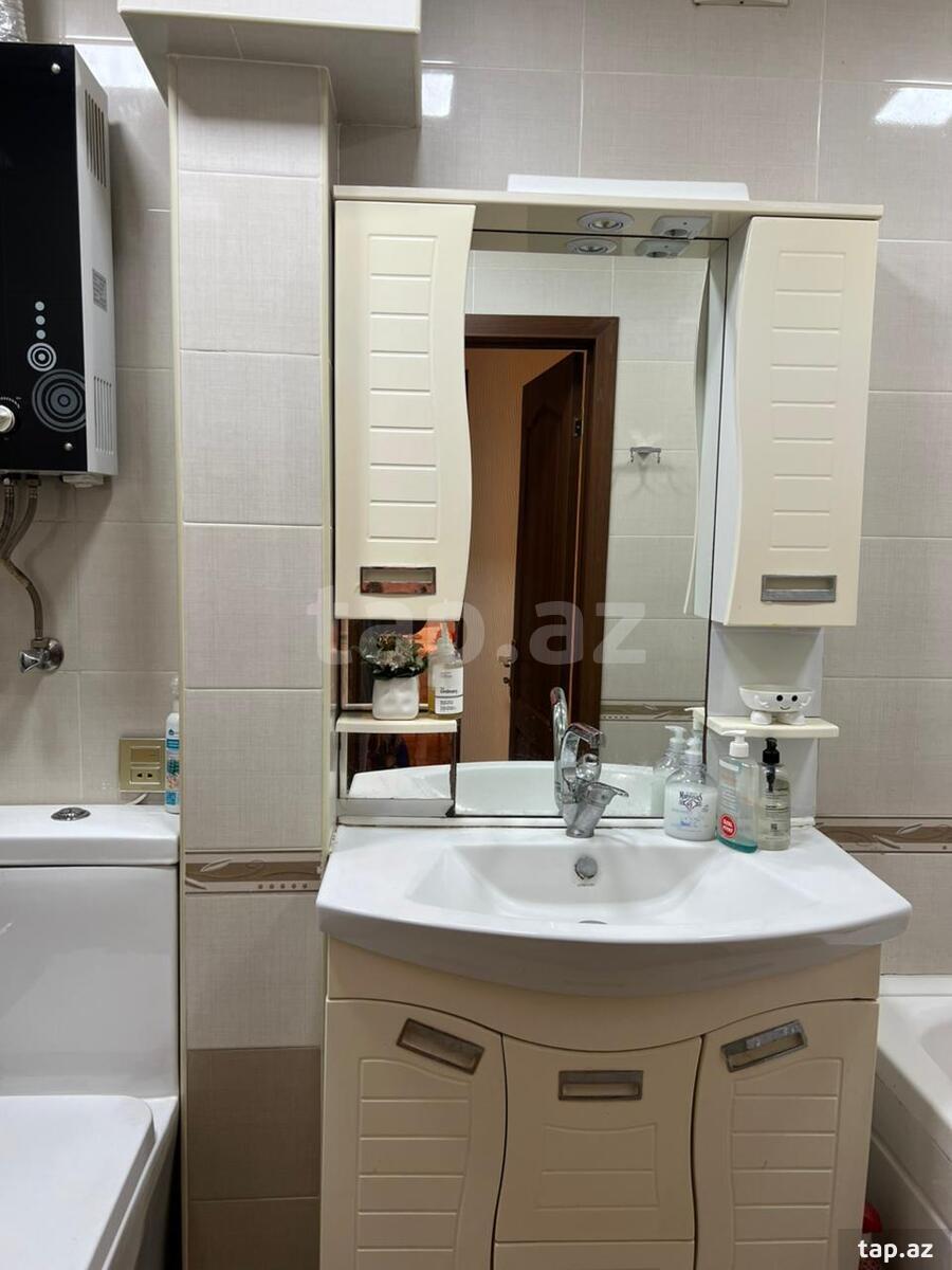 3-otaqlı mənzil, Nizami m., 75 m²